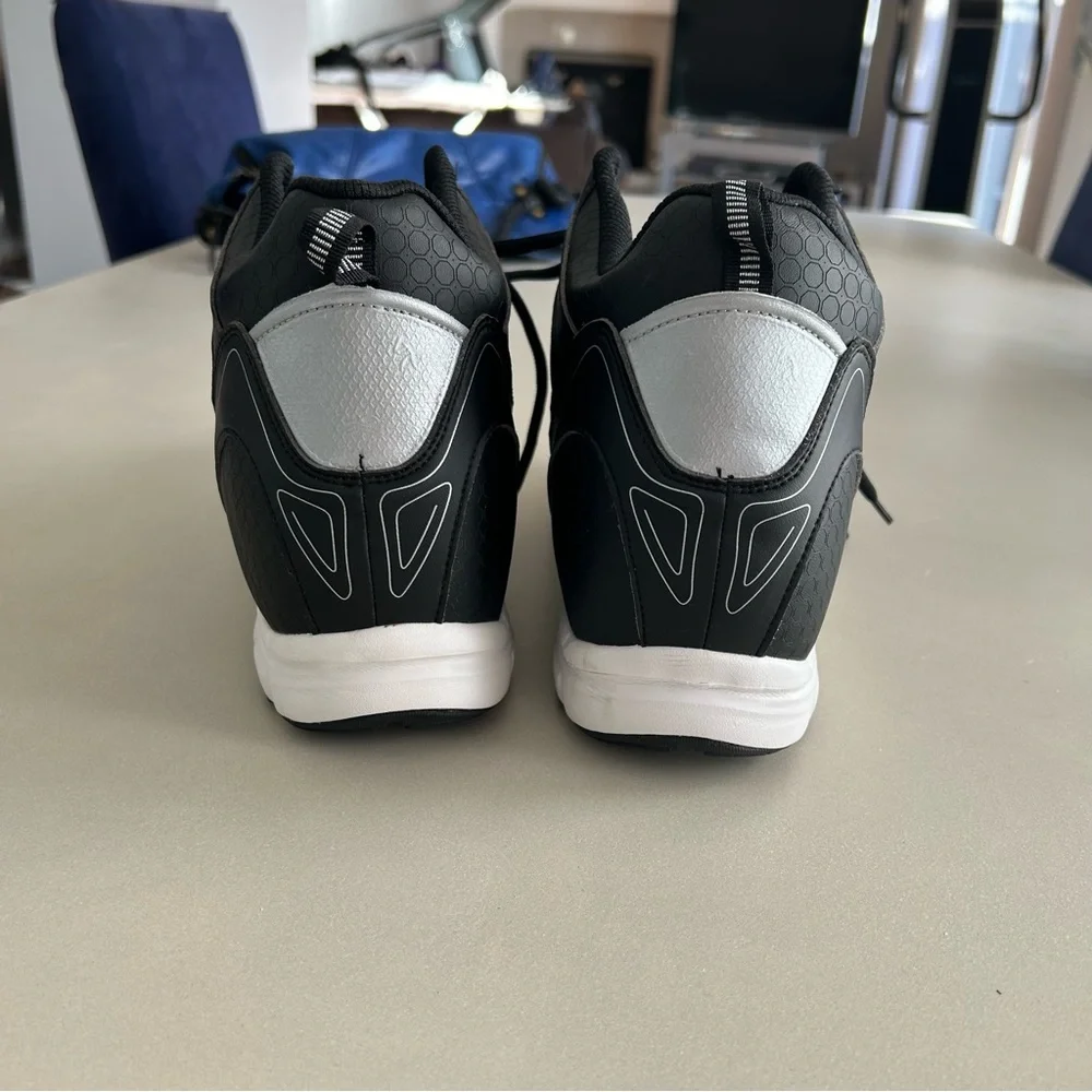 Camden K3328 3.8”elevator height sporty look black sneaker, size U.S. 10 - Picture 4 of 7